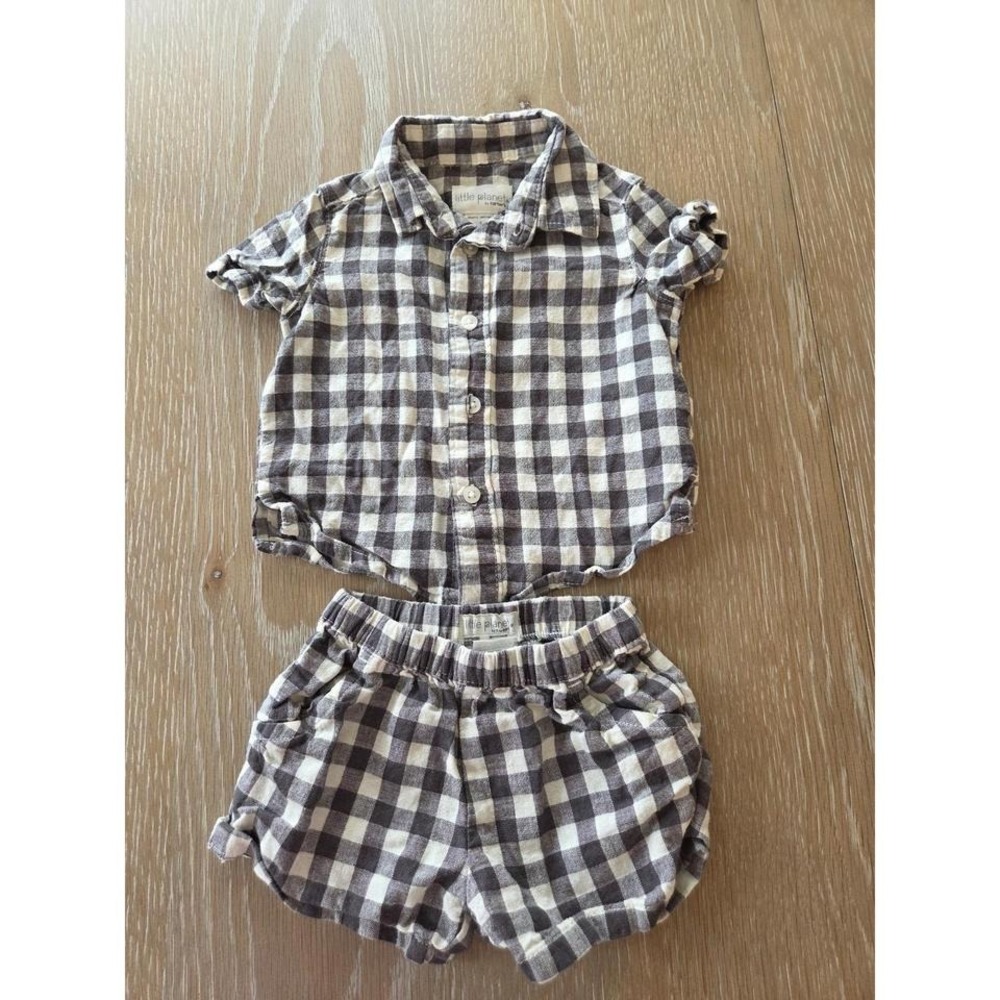 Little planet baby boy‎ outfit 3 mos